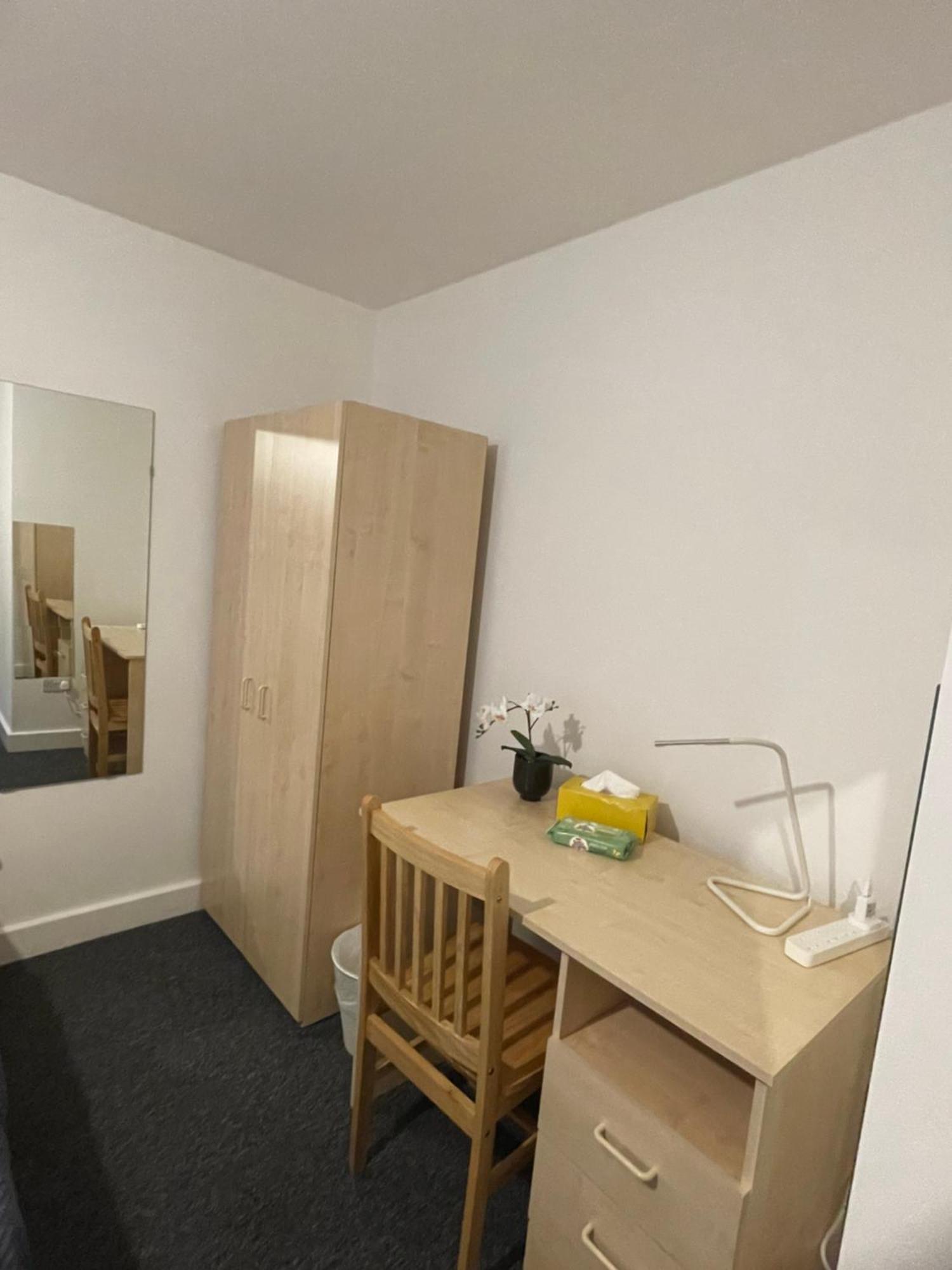 Lovely Triple And Quadruple Rooms In Euston & Square In Central London Exterior photo